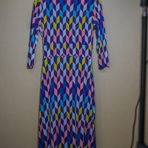 Dress - Picture 4 of 5